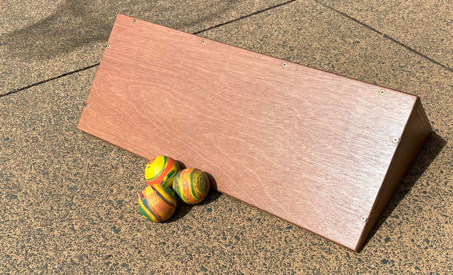Gutterboard - With 3 Rubber Gutterballs