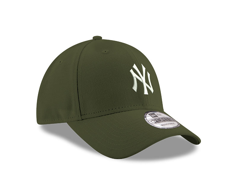 New Era New York Yankees New Olive 9FORTY Cloth Strap - 12293235