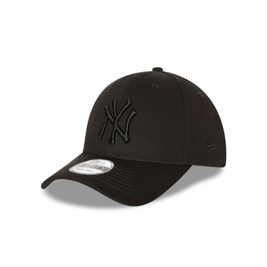 New Era New York Yankees Black on Black 9FORTY - 11238109