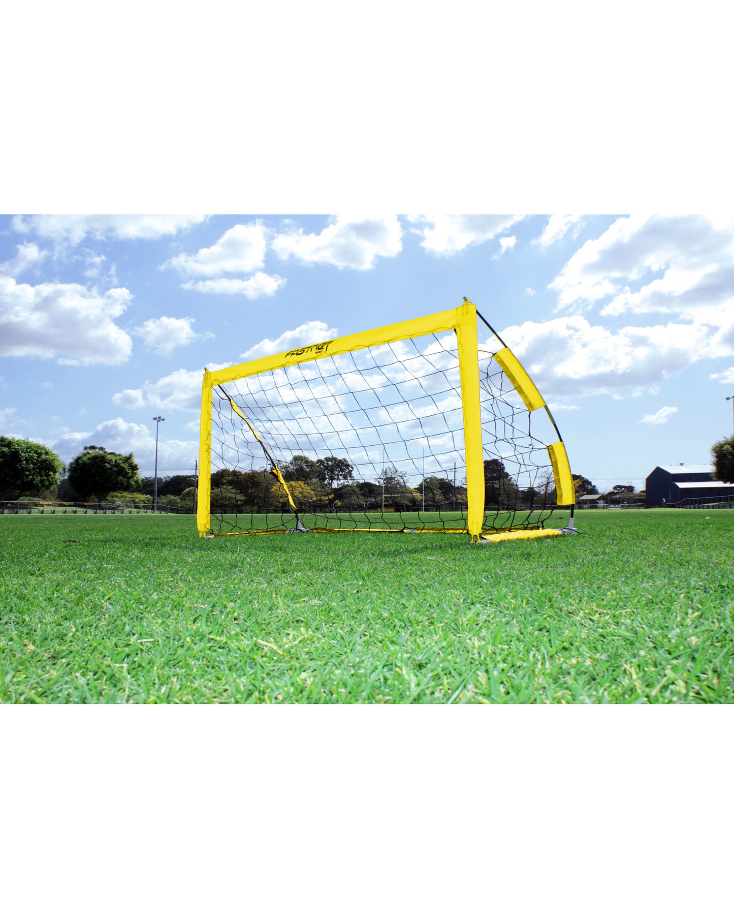 Summit Fastnet Soccer Goal – 4' x 8